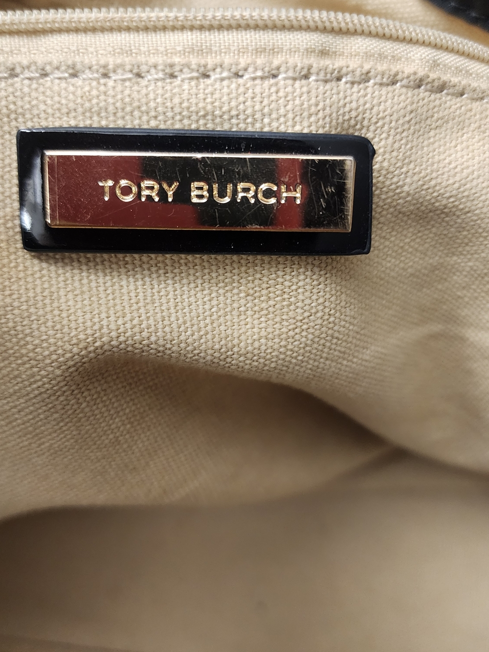 Tory Burch Black Patent Logo Tote Detail - Great Condition - Clean Inside - Picture 11 of 11